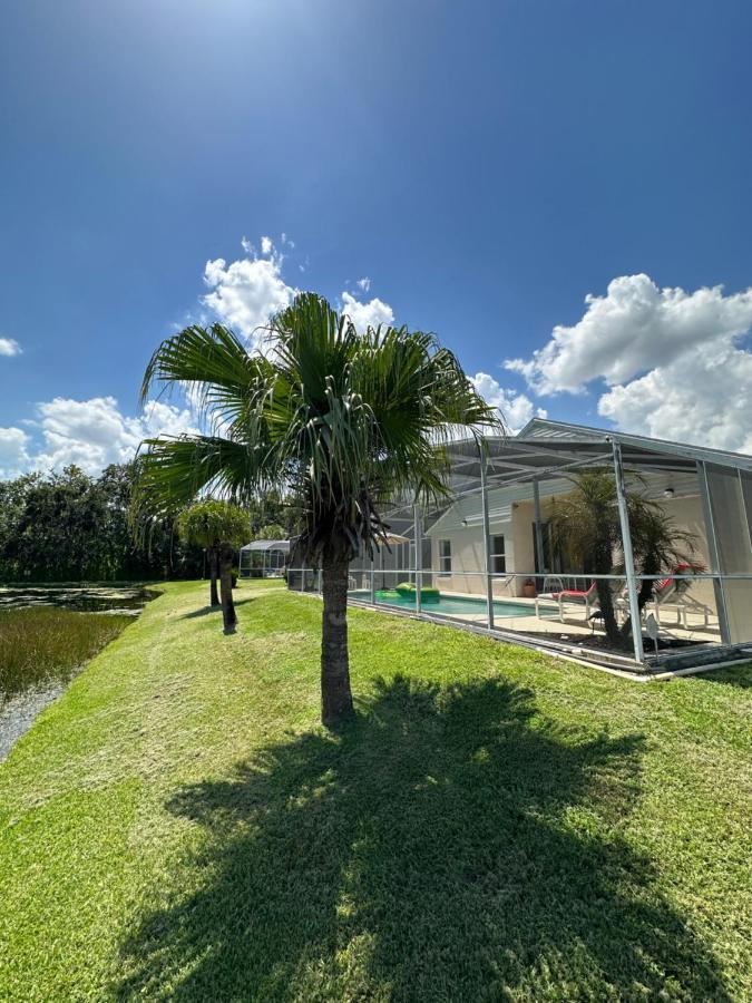Private Pool With A Beautiful View Overlooking The Lake! Near Disney - Universal Кіссіммі Екстер'єр фото