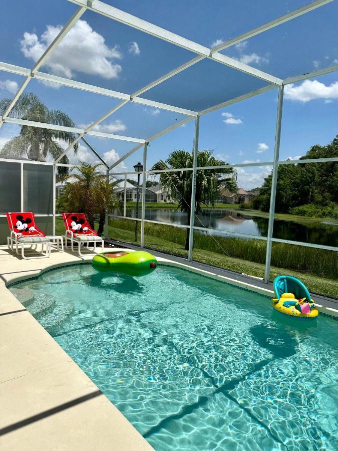 Private Pool With A Beautiful View Overlooking The Lake! Near Disney - Universal Кіссіммі Екстер'єр фото